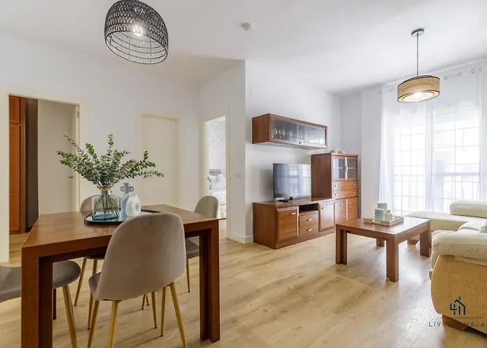 Living4Malaga Ollerias Centre Apartment