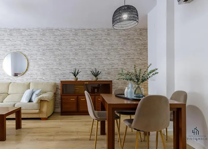 Living4Malaga Ollerias Centre Apartment